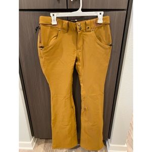 Women’s ski pants